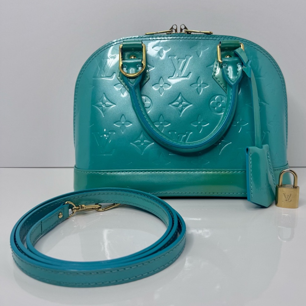 Authentic Louis Vuitton Vernis ‘Alma’ BB in Blue Lagoon